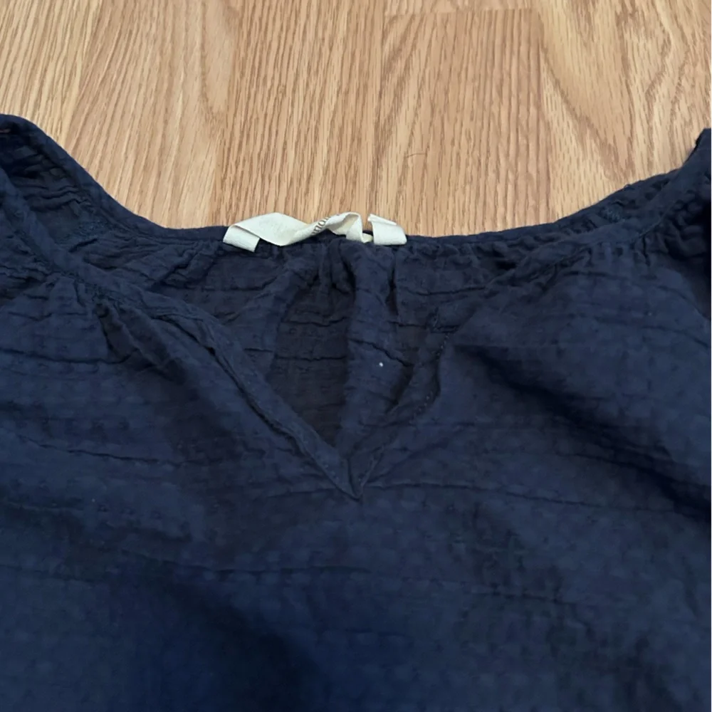 Soft Surroundings Navy Blouse with Lace Detail - Picture 4 of 9
